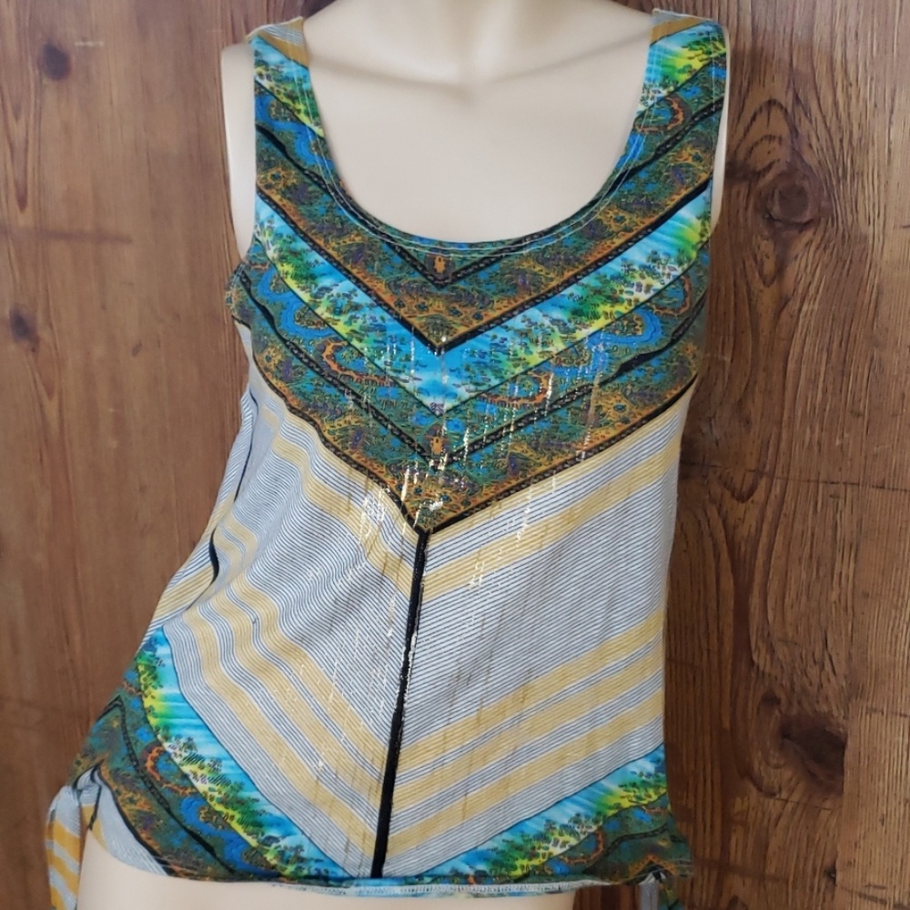 Weavers striped tank size medium